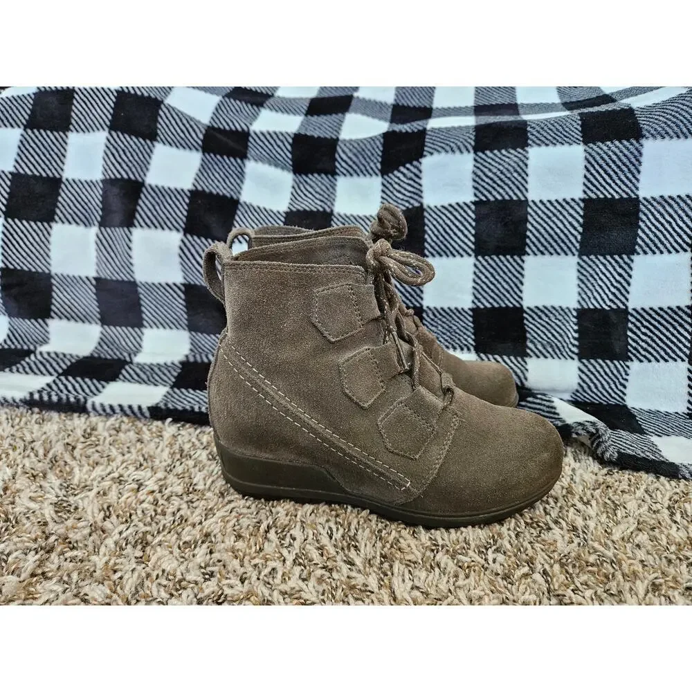 Sorel Evie Ankle Bootie Womens 6.5 Taupe Gray Suede Lace Up Wedge Boots